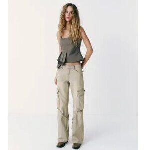 ZARA WOMEN COWBOY MID-RISE CARGO JEANS SIZE 8 NWT
